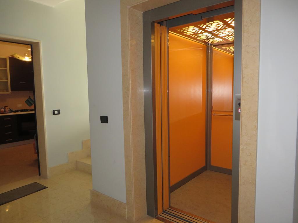 La Dimora Di Paola Apartment Lecce Cameră foto
