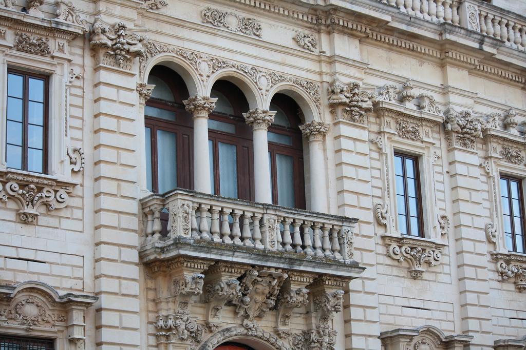 La Dimora Di Paola Apartment Lecce Cameră foto